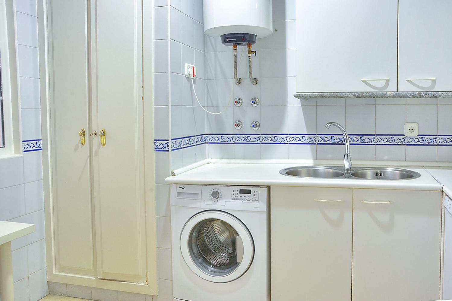 Apartamento Torre De La Plata Sevilla Exteriör bild